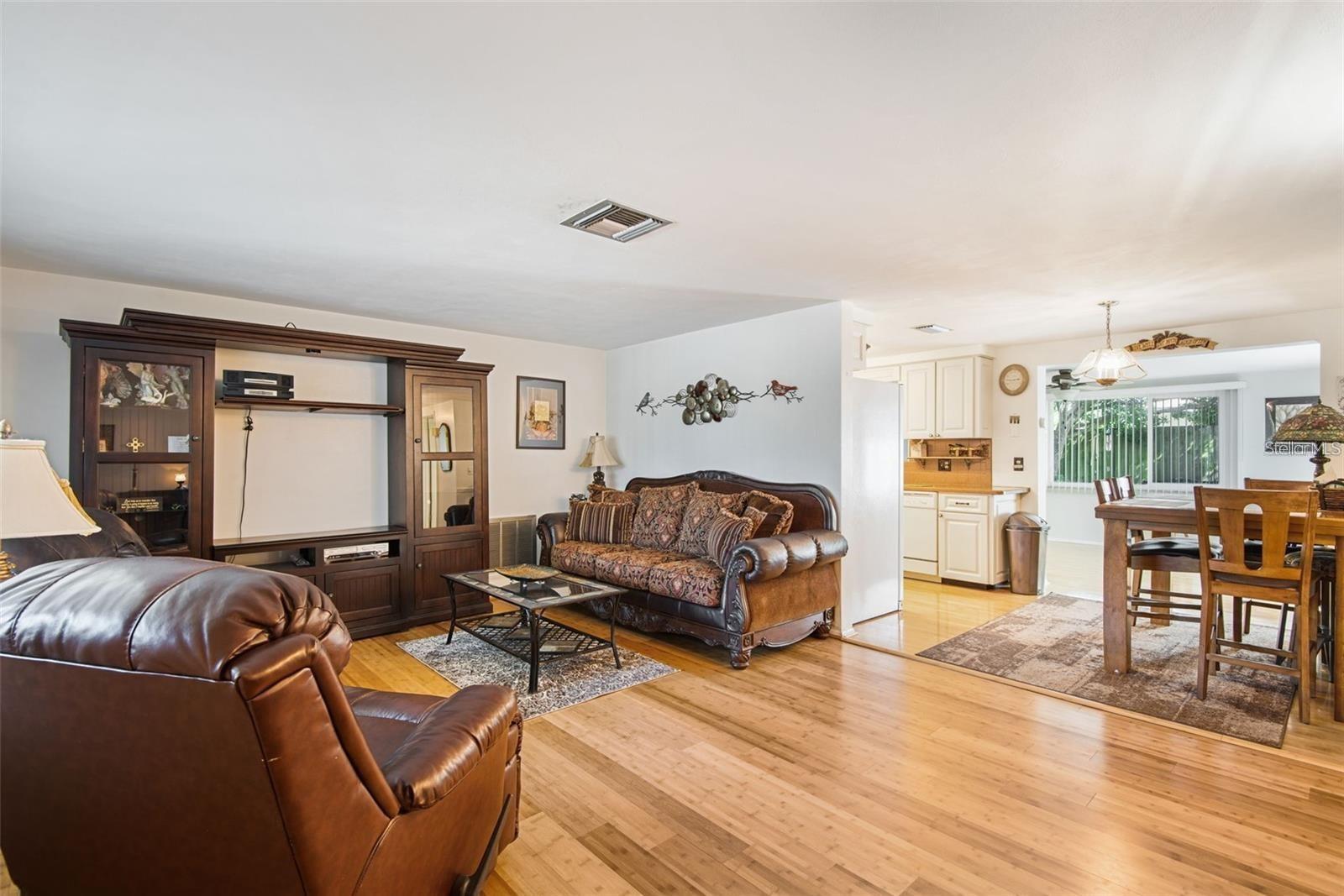 Residential in NEW PORT RICHEY 4