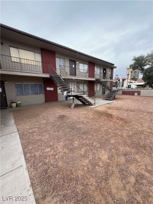 4-1075 E Desert Inn Rd, Las Vegas, NV, 89109-2891 | Card Image