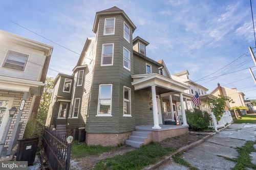 124 Market Street, TAMAQUA, PA, 18252 | Card Image