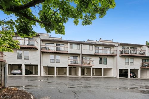 3708-3708 Royce Ct, Hillsborough, NJ, 08844-5514 | Card Image