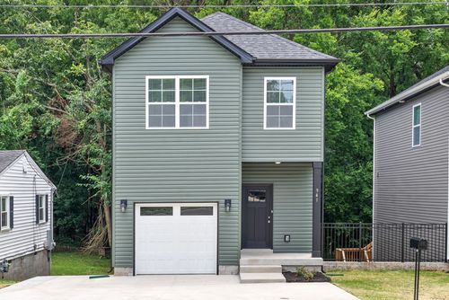 941 Cumberland Dr, Clarksville, TN, 37040-3984 | Card Image