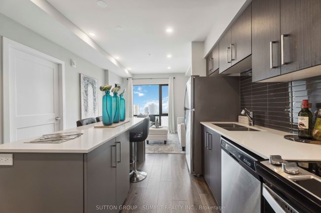 1709 - 15 Queen St S, Condo with 2 bedrooms, 2 bathrooms and 1 parking in Hamilton ON | Image 10
