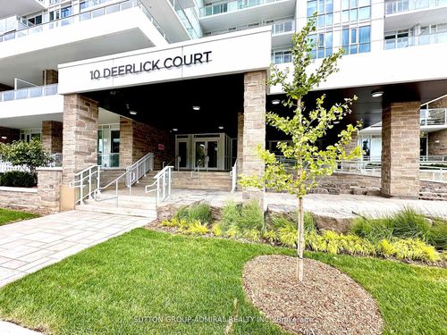 302-10 Deerlick Crt, North York, ON, M3A0A7 | Card Image