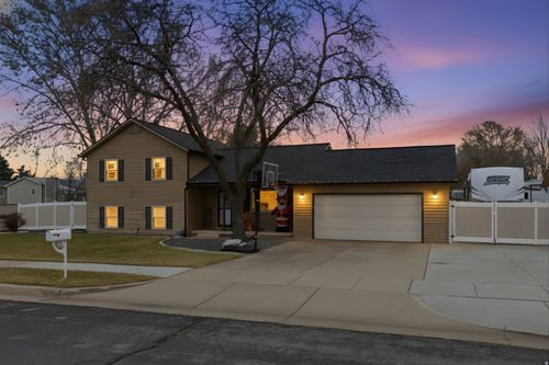 1154 W 2600 N, Clinton, UT, 84015-9134 | Card Image