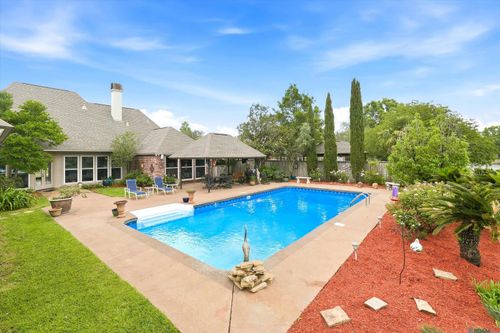 15499 Ryan Ave, Prairieville, LA, 70769-4386 | Card Image