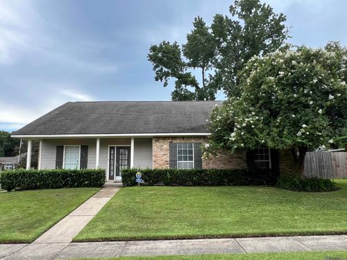 14011 Gattinburg Ave, Baton Rouge, LA, 70817-2902 | Card Image