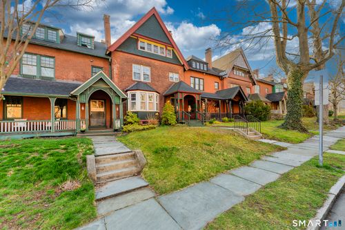 10 Columbia St, Hartford, CT, 06106-1312 | Card Image