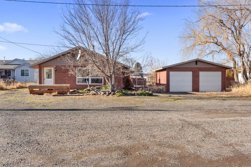 1265 Nw Locust St, Prineville, OR, 97754-1018 | Card Image