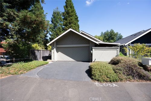 201 Lockewood Ln, Scotts Valley, CA, 95066-3913 | Card Image