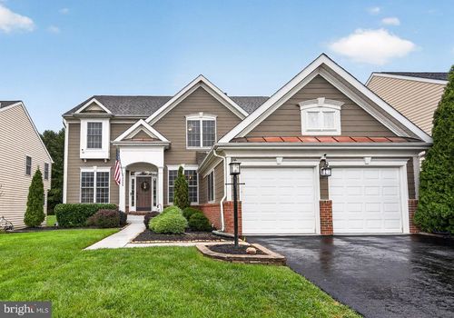 8358 Mineral Springs Dr, MANASSAS, VA, 20112-2422 | Card Image