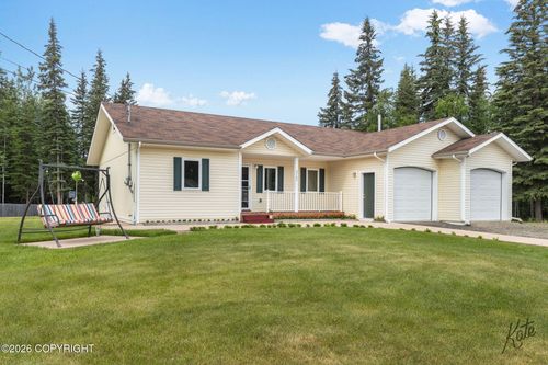 2462 Baby Bell Dr, North Pole, AK, 99705-8416 | Card Image