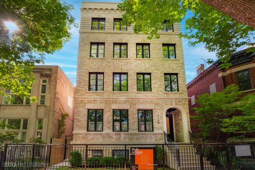 ph-2218 N Burling St, CHICAGO, IL, 60614-3712 | Card Image