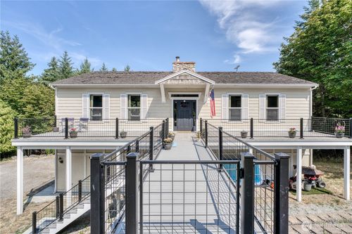 202 Fox Hollow Rd, Sequim, WA, 98382-3883 | Card Image