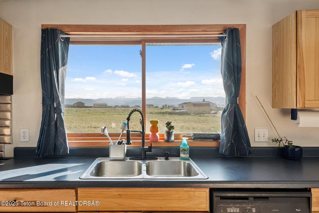 12 Osage Path Trail, House other with 3 bedrooms, 2 bathrooms and null parking in Boulder WY | Image 10