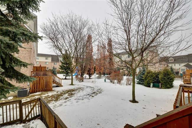 116 - 1050 Bristol Rd W, Townhouse with 3 bedrooms, 3 bathrooms and 2 parking in Mississauga ON | Image 32
