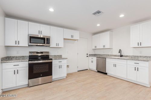 a-406 S 98th Pl, Mesa, AZ, 85208-3204 | Card Image