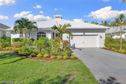 1900 Sandpiper St, NAPLES, FL, 34102-1504 | Card Image