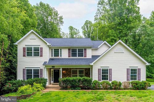 9085 Groundhog Ln, Marshall, VA, 20115-3059 | Card Image