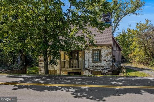 1646 Gerrardstown Rd, GERRARDSTOWN, WV, 25420-4199 | Card Image