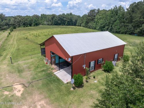 1104 Old Highway 24 Ext, McComb, MS, 39648-8319 | Card Image
