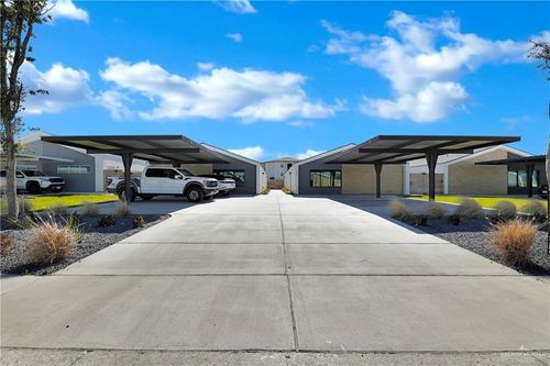 1425 E Iris Ave, McAllen, TX, 78501-8674 | Card Image