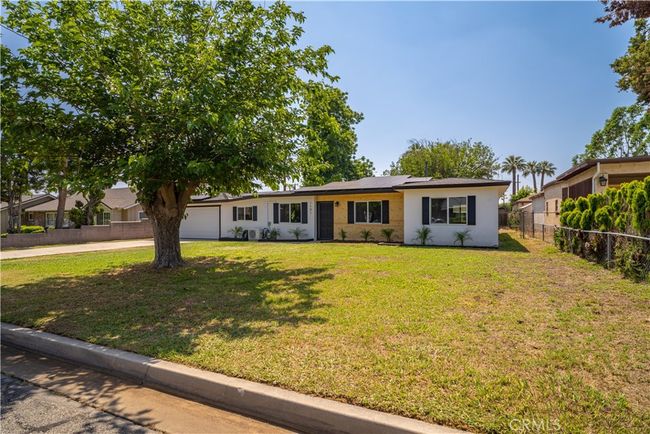 1151 Grand Ave, House other with 4 bedrooms, 2 bathrooms and 2 parking in Colton CA | Image 33