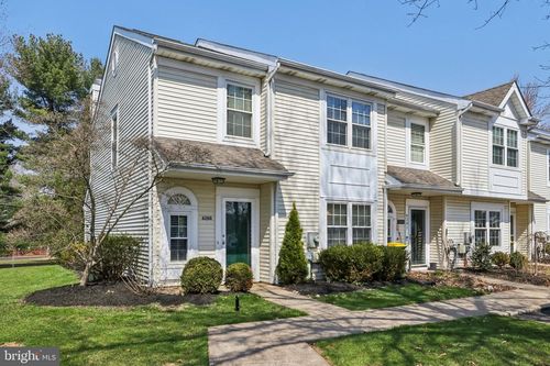 6200 Rolling Hill Dr, NORTH WALES, PA, 19454-3758 | Card Image