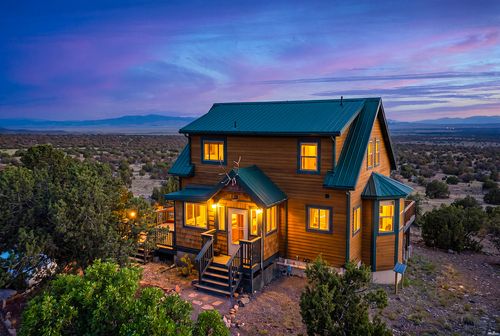 27 Metate Ln, Datil, NM, 87821-2101 | Card Image