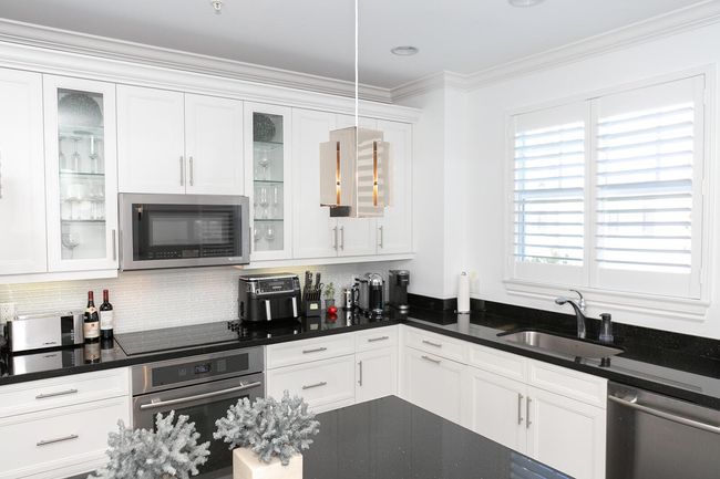 381 E Cannery Row Cir, Townhouse with 2 bedrooms, 4 bathrooms and null parking in Delray Beach FL | Image 7