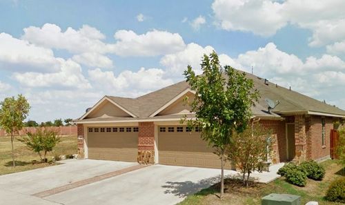 334 Armstrong Ln, Lavon, TX, 75166-1864 | Card Image