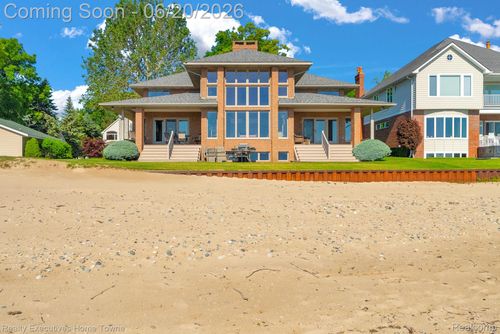 2975 Sandy Oaks Ln, Fort Gratiot, MI, 48059-2866 | Card Image