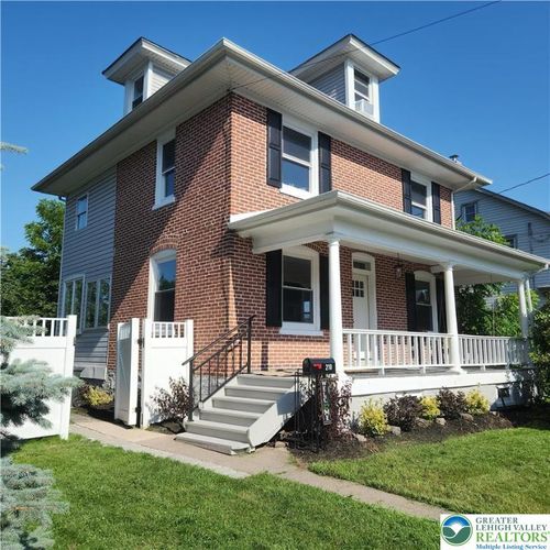 210 N Ambler St, QUAKERTOWN, PA, 18951-1354 | Card Image
