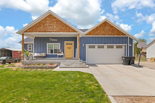 460 S 300 E, Mt Pleasant, UT, 84647-1853 | Card Image