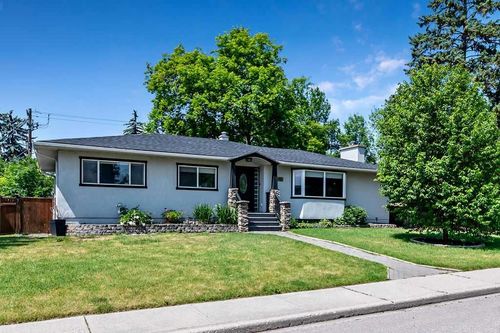 41 Mackay Drive Sw, Calgary, AB, T2V2A4 | Card Image