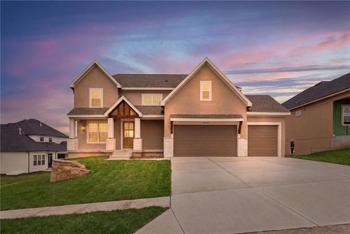 22076 W 99th Ter, Lenexa, KS, 66220 | Card Image