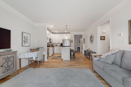 203-4203 Peters Farm Way, Westborough, MA, 01581-1254 | Card Image