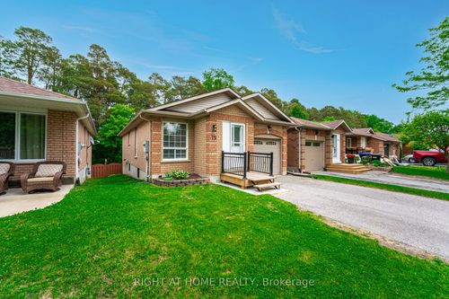 75 Kate Aitken Cres, Beeton, ON, L0G1A0 | Card Image