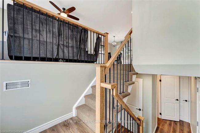 16 Settlers Dr, House other with 3 bedrooms, 2 bathrooms and 4 parking in Kitchener ON | Image 6
