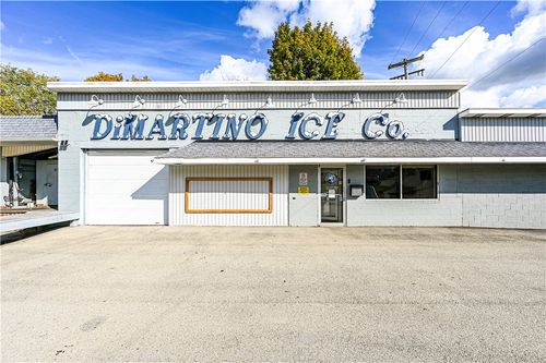 305 Division St, Jeannette, PA, 15644 | Card Image