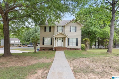 121 Pebble Dr, Alabaster, AL, 35007-7015 | Card Image