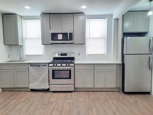 3-1205 Bergenline Ave, Union City, NJ, 07087-3125 | Card Image