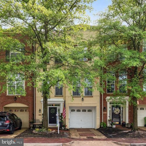 5016 Gardner Dr, ALEXANDRIA, VA, 22304-7733 | Card Image