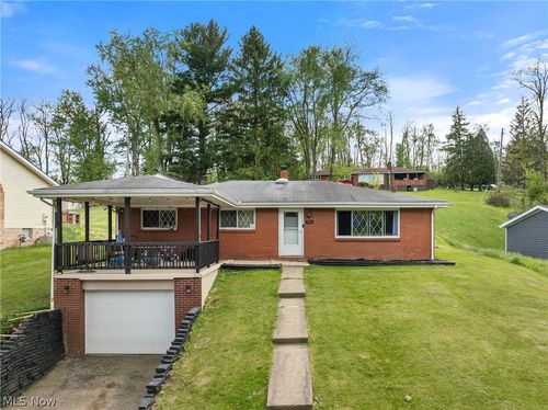 942 Overlook Dr, Wintersville, OH, 43953-7422 | Card Image