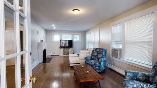 432 Norton Pkwy, New Haven, CT, 06511-2831 | Card Image