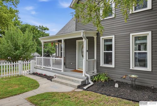 422 N 9th St, Plattsmouth, NE, 68048-1216 | Card Image