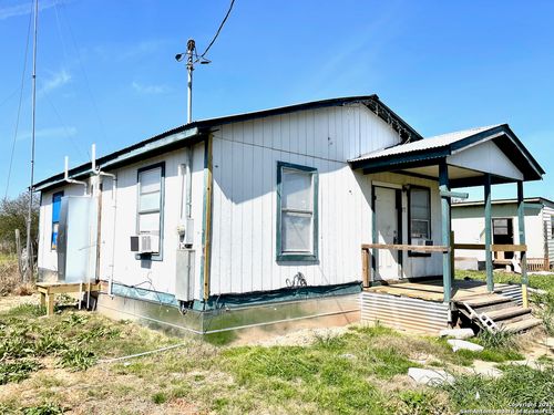 175 County Road 478, Pandora, TX, 78143 | Card Image
