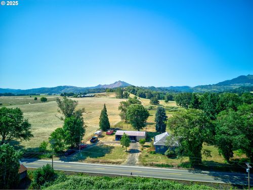 2170 Hubbard Creek Rd, Umpqua, OR, 97486-9603 | Card Image