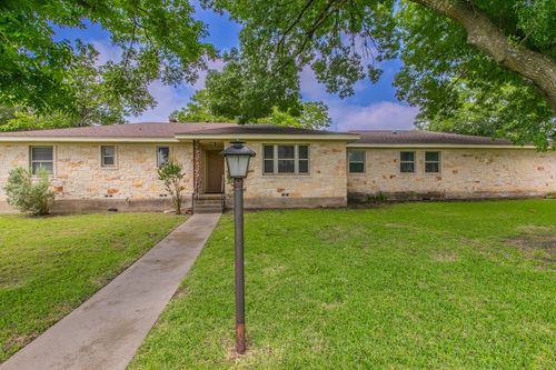 519 S 1st St, Hewitt, TX, 76643-3725 | Card Image