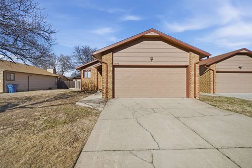 8446 W 15th St N, Wichita, KS, 67212 | Card Image