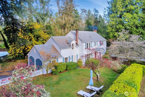 3918 Nw Phinney Bay Dr, Bremerton, WA, 98312-2526 | Card Image